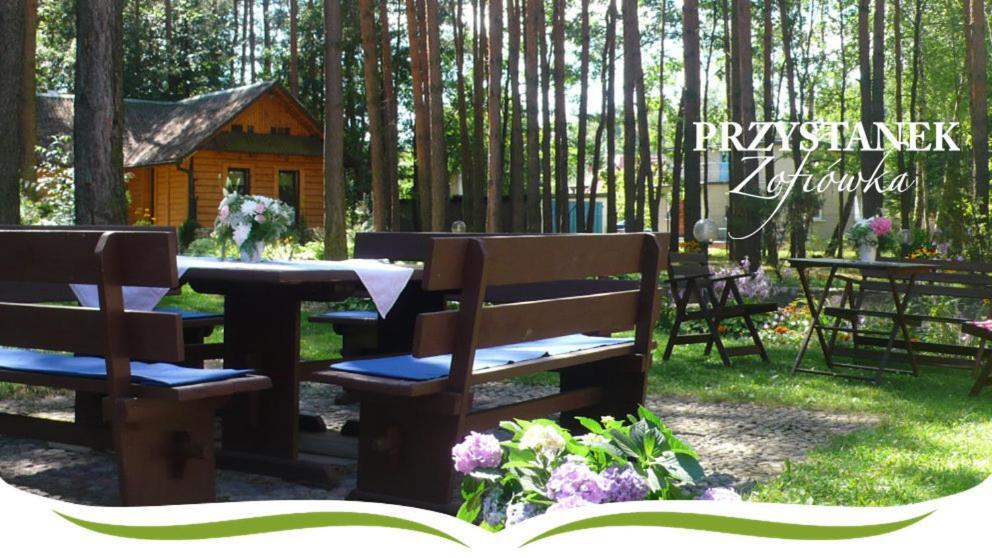 Hotel Przystanek Zofiowka Tuszyn Exterior foto